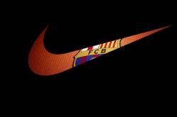 开云体育下载-52分20板8帽！鏖战火箭创历史，浓眉背靠背50+20扛起湖人前行