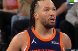 开云体育APP下载-纽约尼克斯在底特律活塞面前无力回天，连续失利的简单介绍