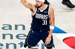 开云体育-火箭主将强势复出，湖人终结四连败逆转马刺