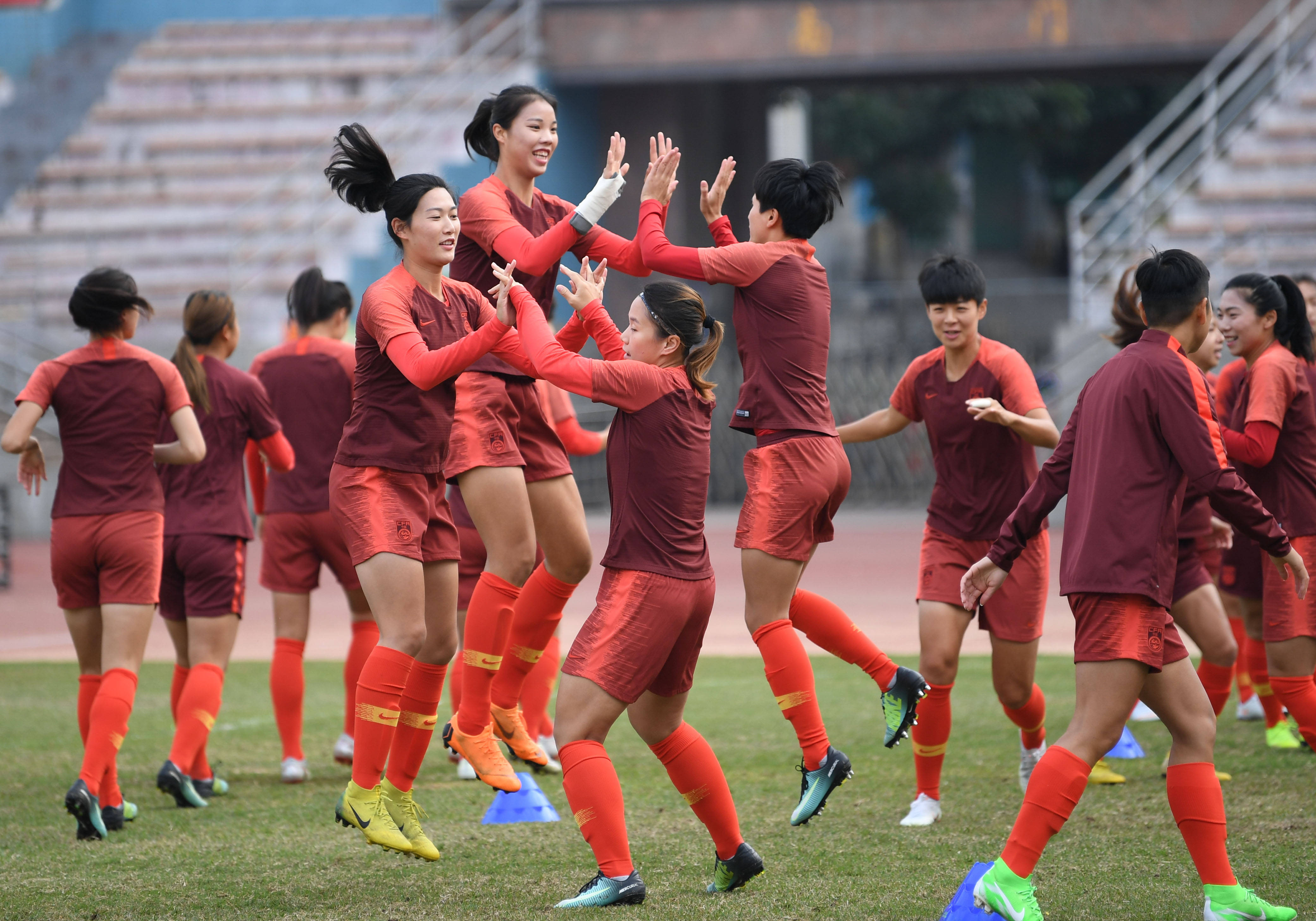 韩国女足实力不俗，击败对手晋级关键比赛