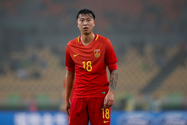 关于杭州绿城客场战平苏州东吴，取得宝贵积分的信息