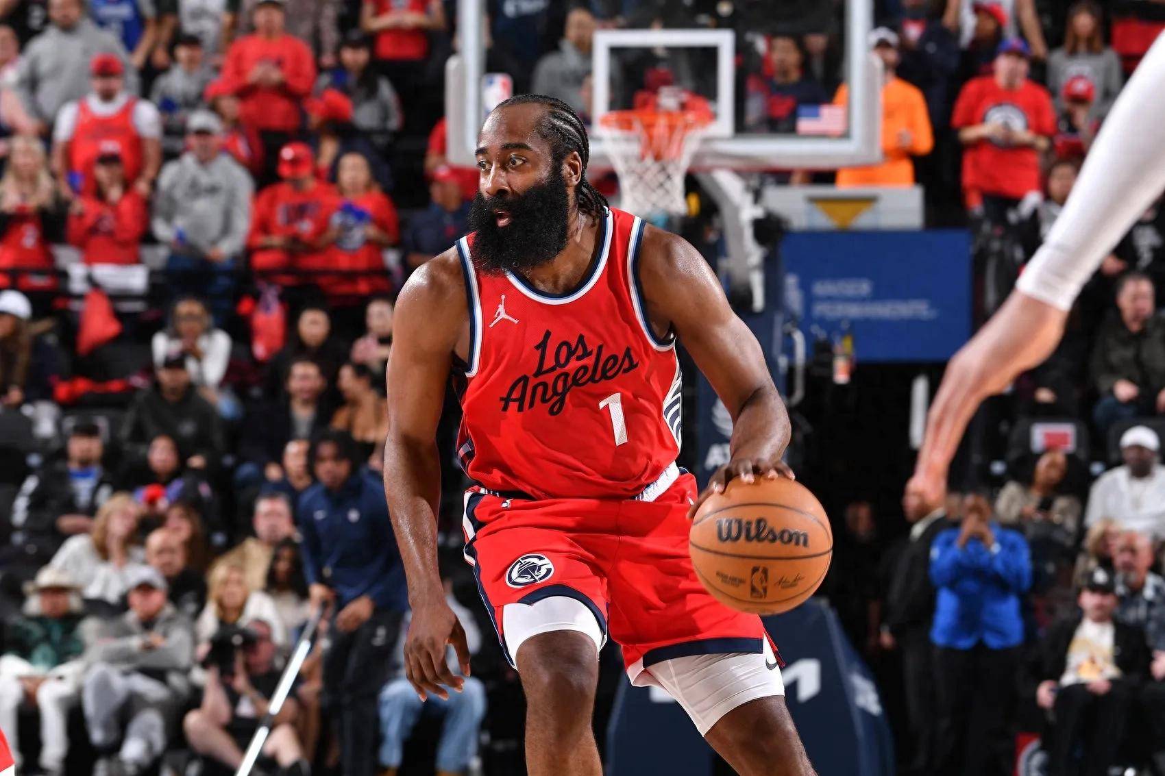 快船胜公牛保持主场不败