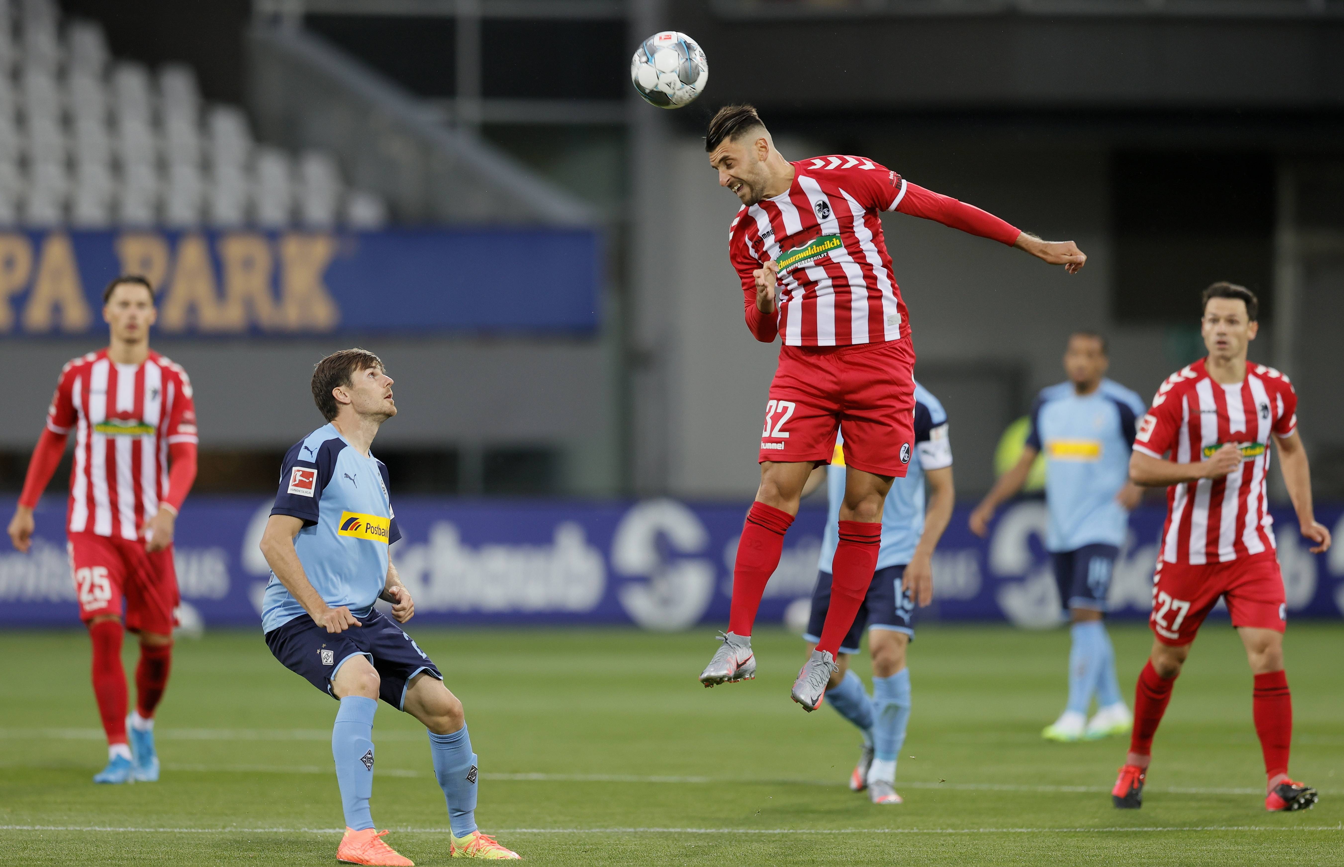 弗赖堡队主场失利，状态下滑明显