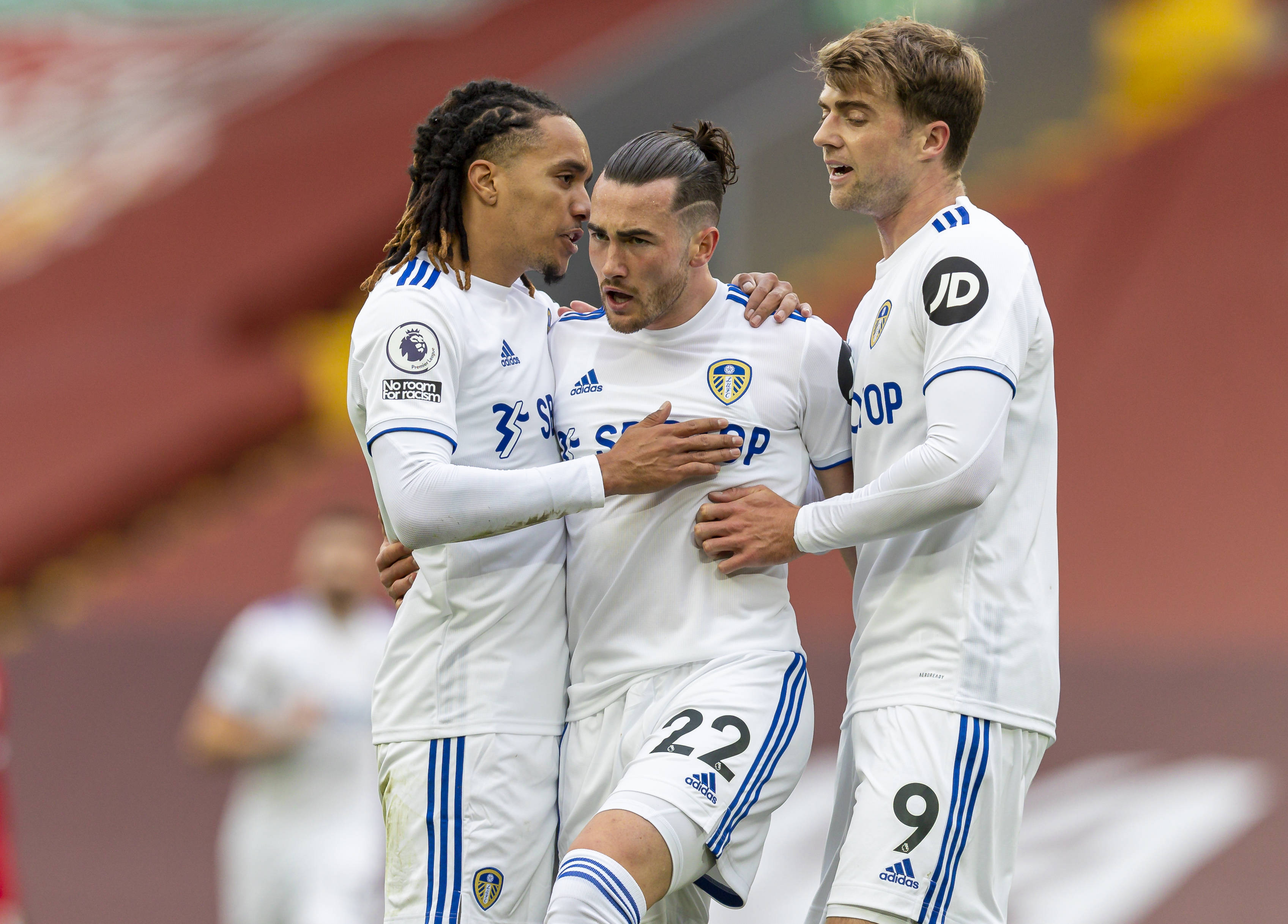 利兹联赢得惊心动魄，晋级欧冠四强