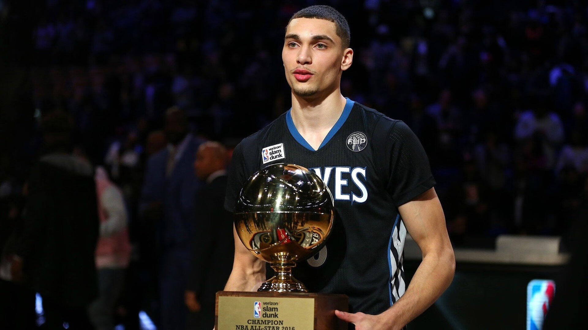 勒沃库森不败神话与魔术猎杀勇士，2024年4月，两种秩序颠覆的平行叙事