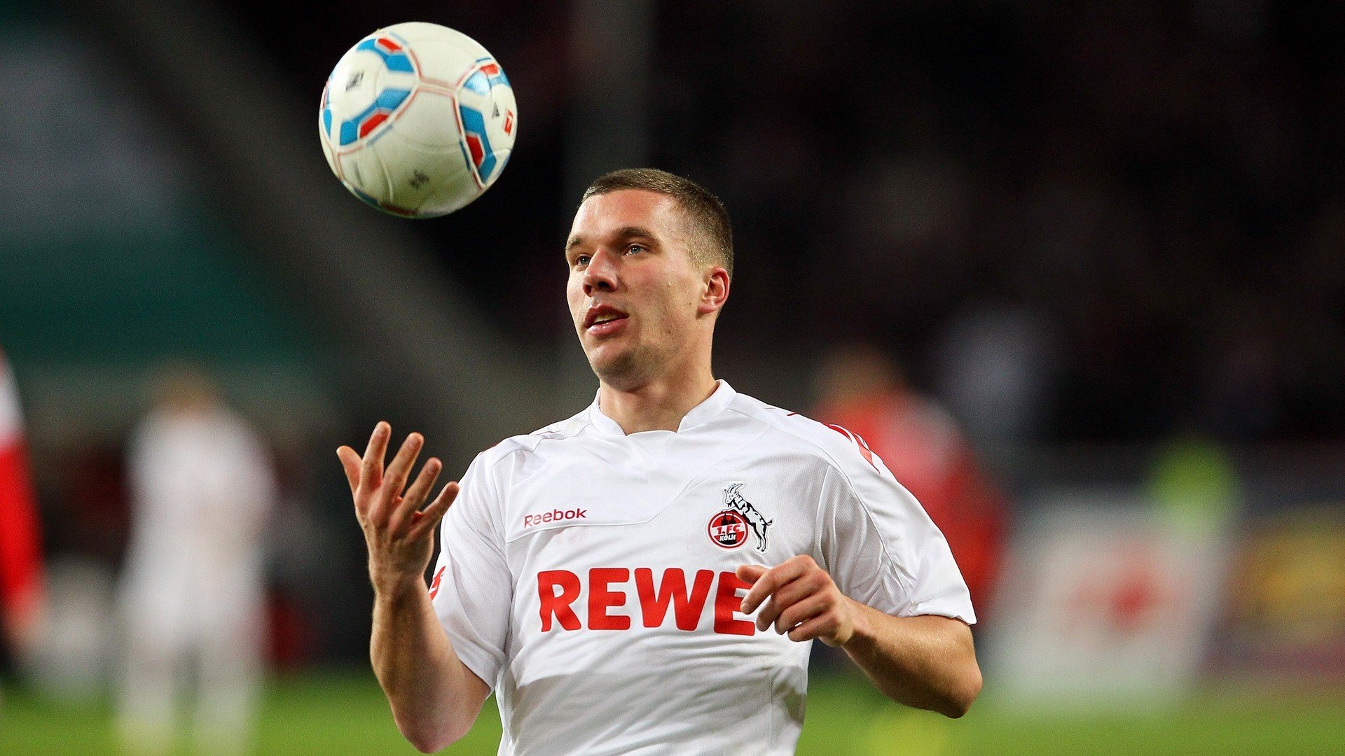 巨岩与支点，易建联如何以一人之躯扛起北京的天空